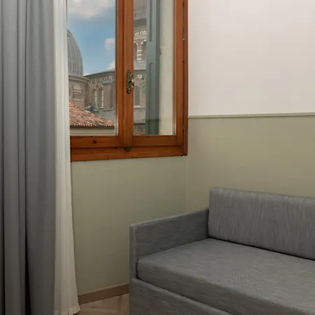 Casa Del Pellegrino Otel 3*